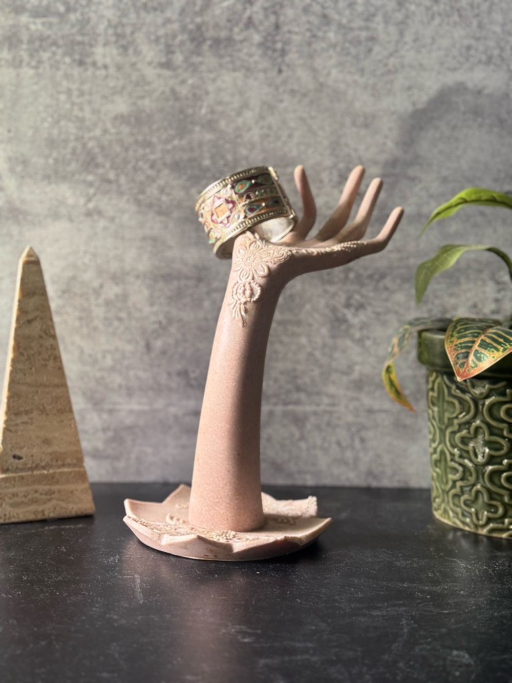 Vintage Enamel Cloisonne Hinged Cuff Bracelet Colorful Egyptian Revival - Picture 6 of 10